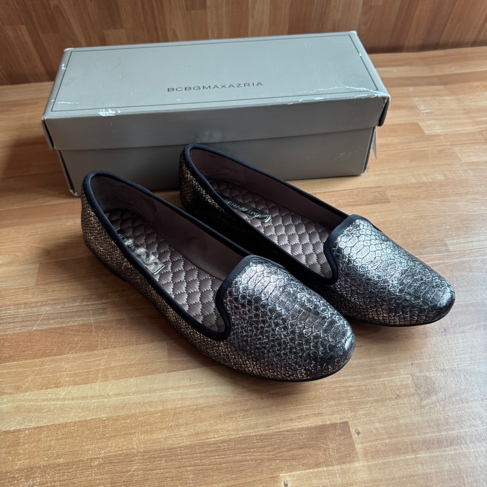 BCBGMaxAzria MA-FERNANDA style shoes in pewter/morgana snake print,aize 8.5